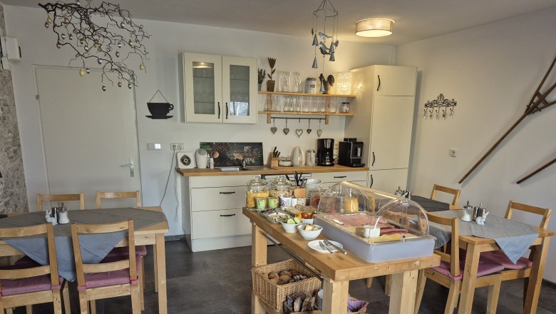 Frühstücksbuffet Gästezimmer Messermayer, © Gästezimmer Messermayer Frühstücksbuffet Gästezimmer Messermayer