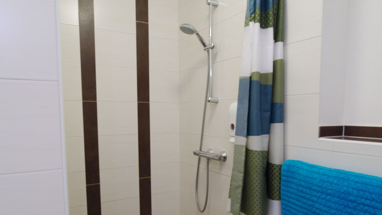 Dusche Gaeste, © GasthausSchmidtmayer Dusche Gaeste, © GasthausSchmidtmayer