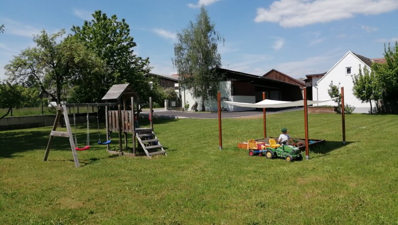 Spielplatz, © Martina Bachzelt Spielplatz, © Martina Bachzelt