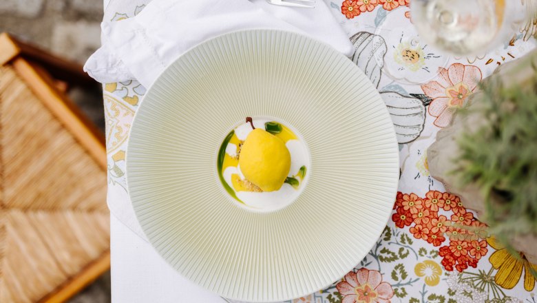 Esslokal: Hier kocht Ausnahmetalent Roland Huber, © Waldviertel Tourismus/ Mara Hohla Esslokal: Hier kocht Ausnahmetalent Roland Huber, © Waldviertel Tourismus/ Mara Hohla