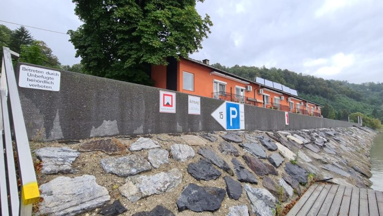 Gästesteg Fischwirtshaus Landmotel "Die Donaurast", © Fischwirtshaus Landmotel "Die Donaurast" Gästesteg Fischwirtshaus Landmotel "Die Donaurast", © Fischwirtshaus Landmotel "Die Donaurast"