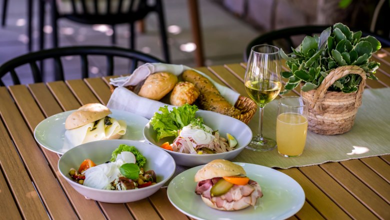 Heuriger Grillmaier am Sauberg, © POV Robert Herbst Heuriger Grillmaier am Sauberg, © POV Robert Herbst