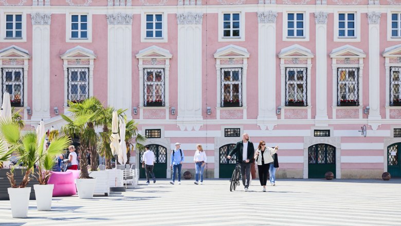 Rathausplatz, © Rupert Pessl Rathausplatz, © Rupert Pessl