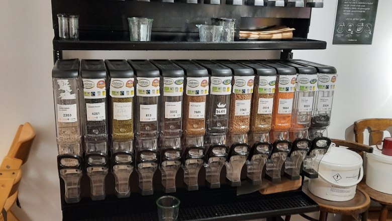 Bio Getreide und Haferflocken zum Abfüllen, © Kredenz.me Bio Getreide und Haferflocken zum Abfüllen, © Kredenz.me