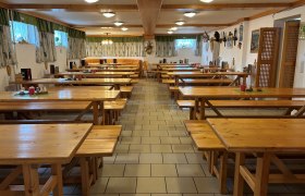 Innenansicht Heurigen Berger in Atzenbrugg, © Heuriger Fam. Berger Innenansicht Heurigen Berger in Atzenbrugg, © Heuriger Fam. Berger