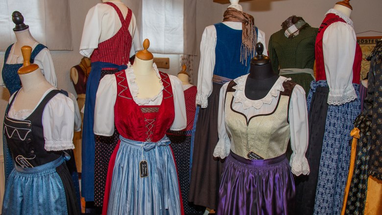 Tracht im Museum, © Christian Leneis, NÖN Kremser Zeitung Tracht im Museum, © Christian Leneis, NÖN Kremser Zeitung