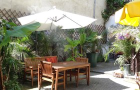 Sitzecke im mediterranem Garten, © Ferdinand Stasny Sitzecke im mediterranem Garten, © Ferdinand Stasny