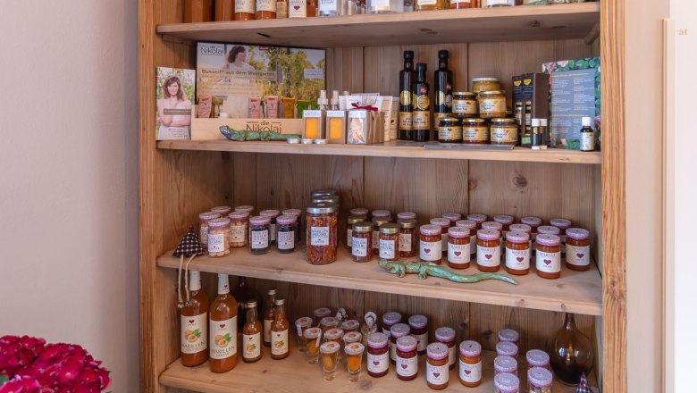 Produkte im Hotel Garni Donauhof, © Marlies Mandl Donauhof Produkte im Hotel Garni Donauhof, © Marlies Mandl Donauhof