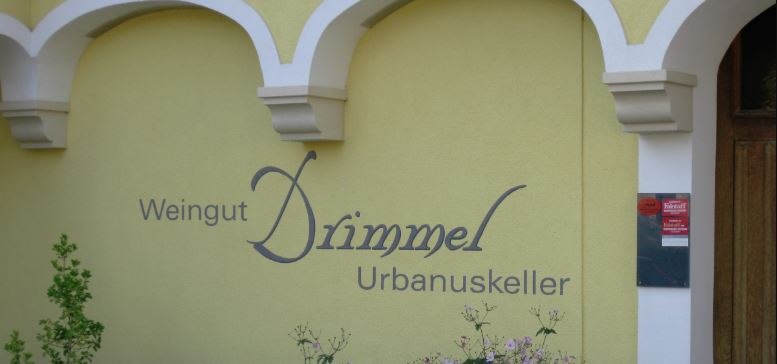 Aussenansicht, © Weingut Drimmel Urbanuskeller Aussenansicht, © Weingut Drimmel Urbanuskeller