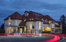 Aussenansicht Turmhof, © Hotel Turmhof Aussenansicht Turmhof, © Hotel Turmhof