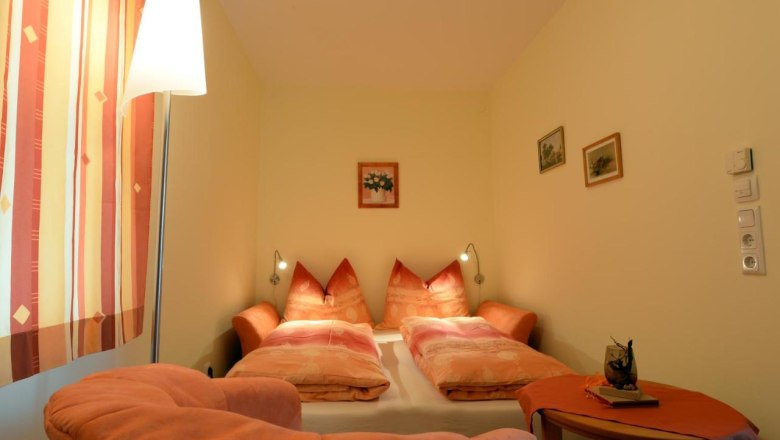 zweites Zimmer - zwei Betten, © Regina Petric zweites Zimmer - zwei Betten, © Regina Petric