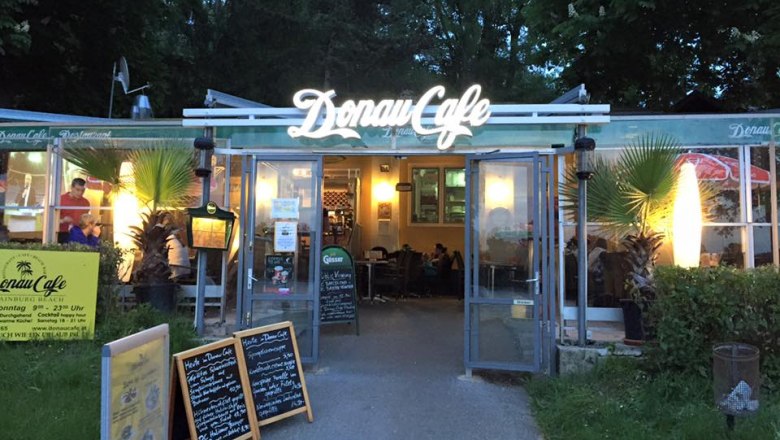Donaucafe, © Luis Bredl Donaucafe, © Luis Bredl