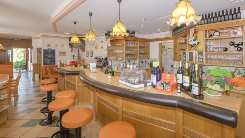 Cafe Restaurant "Hamkumst", © Cafe Restaurant Hamkumst Cafe Restaurant "Hamkumst", © Cafe Restaurant Hamkumst