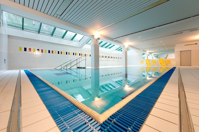 Das Hallenbad, © Die Residenz Bad Vöslau- Das Hotel für junggebliebene Senioren Das Hallenbad, © Die Residenz Bad Vöslau- Das Hotel für junggebliebene Senioren