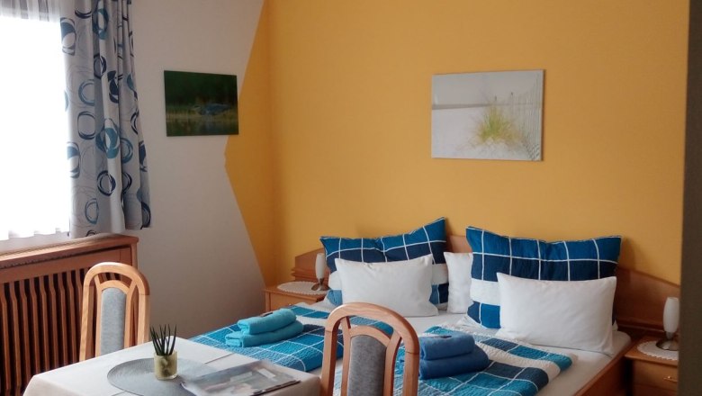 Schlafzimmer, © Margarete Aflenzer Schlafzimmer, © Margarete Aflenzer