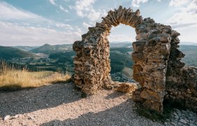 Ruine Türkensturz, © Wiener Alpen, Roman Königshofer Ruine Türkensturz, © Wiener Alpen, Roman Königshofer