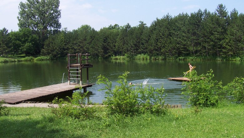 badeteich-oberwaltersdorf, © mapio.net badeteich-oberwaltersdorf, © mapio.net