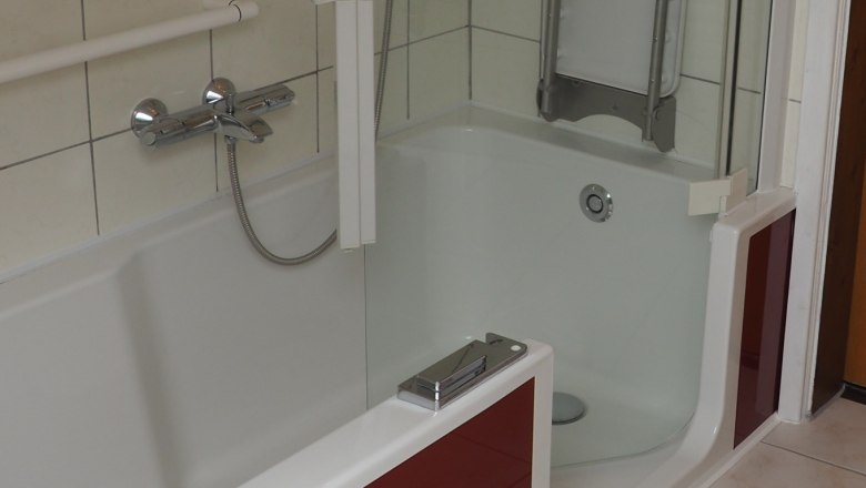 ferienwohnung-badezimmer_1, © ferienwohnung wiesmüller ferienwohnung-badezimmer_1, © ferienwohnung wiesmüller