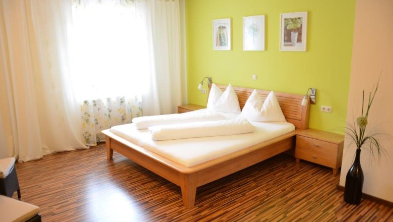 Zimmer im Gasthof Hueber, © Stefan Hueber Zimmer im Gasthof Hueber, © Stefan Hueber