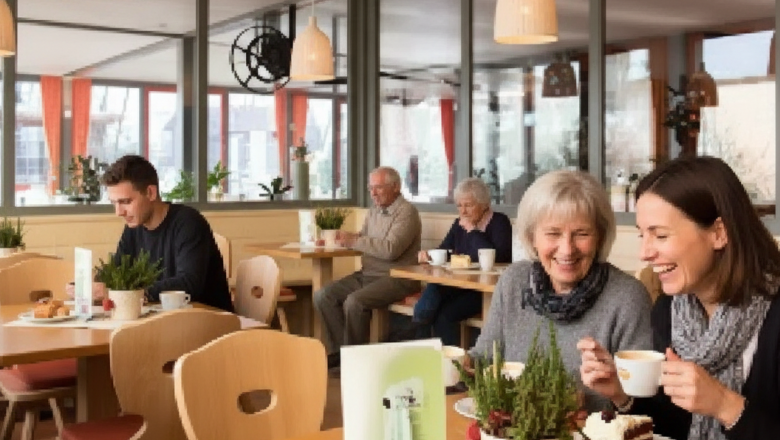 Speisesaal, © Austria-Best-Hotels Menschen in einem Café, die Kaffee trinken und Kuchen essen.