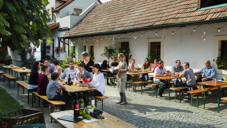 Buschenschank Brigitte und Christian Edelmann, © Edelmann Buschenschank Brigitte und Christian Edelmann, © Edelmann