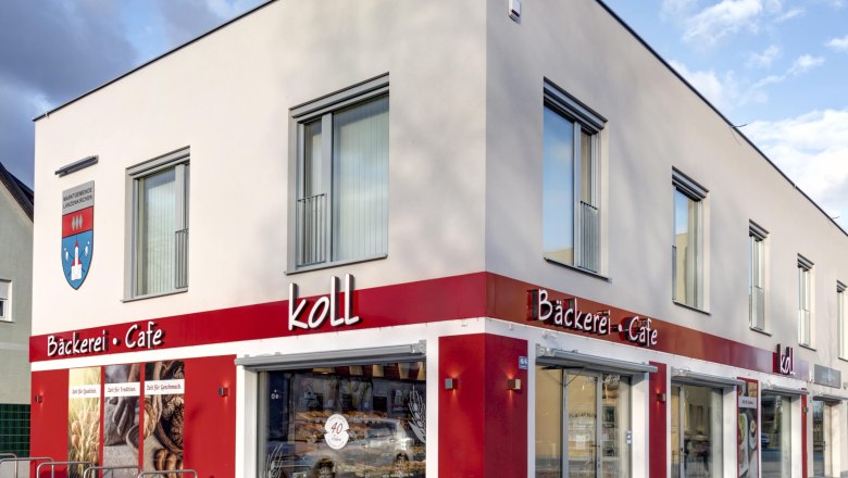 Fachgeschäft mit Café in Lanzenkirchen, © Koll GmbH Fachgeschäft mit Café in Lanzenkirchen, © Koll GmbH