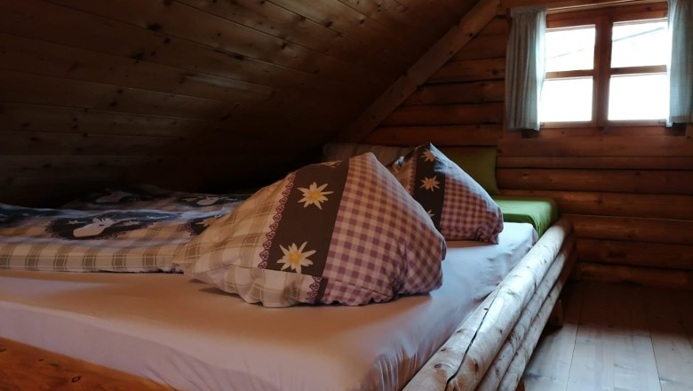 Schlafzimmer im Obergeschoß, © Magdalena Steindl Schlafzimmer im Obergeschoß, © Magdalena Steindl