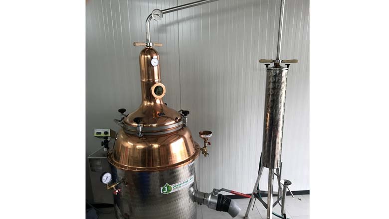 Destilieranlage, © Fam. Kleedorfer Destilieranlage, © Fam. Kleedorfer