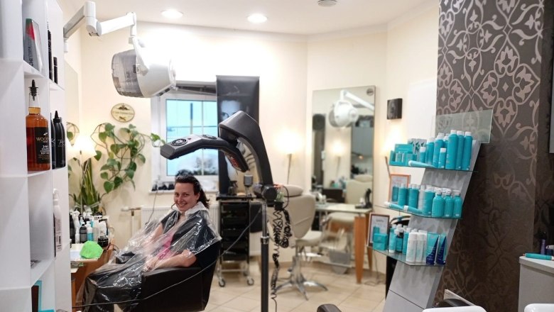 Frisör-Studio, © Karin Bernreiter Frisör-Studio, © Karin Bernreiter