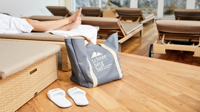 Spa Tasche, © Hotel Schneeberghof/David Wöckinger Spa Tasche, © Hotel Schneeberghof/David Wöckinger