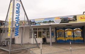 Wachaubad Melk Aussenansicht, © Donau NÖ Tourismus GmbH Wachaubad Melk Aussenansicht, © Donau NÖ Tourismus GmbH