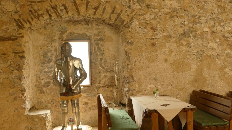 c-christine-dworschak-araburg-stueberl-ritter-p1100378-1, © Araburg Stüberl-Christine Dworschak c-christine-dworschak-araburg-stueberl-ritter-p1100378-1, © Araburg Stüberl-Christine Dworschak