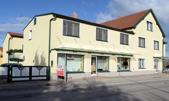 Haus von außen, © Regina Petric Haus von außen, © Regina Petric