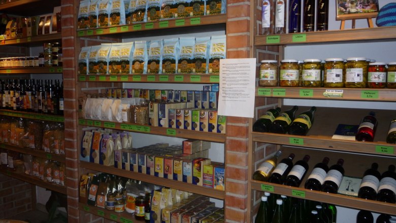 Sortiment im Nibelungen Bioladen, © Nibelungen Bioladen Sortiment im Nibelungen Bioladen, © Nibelungen Bioladen