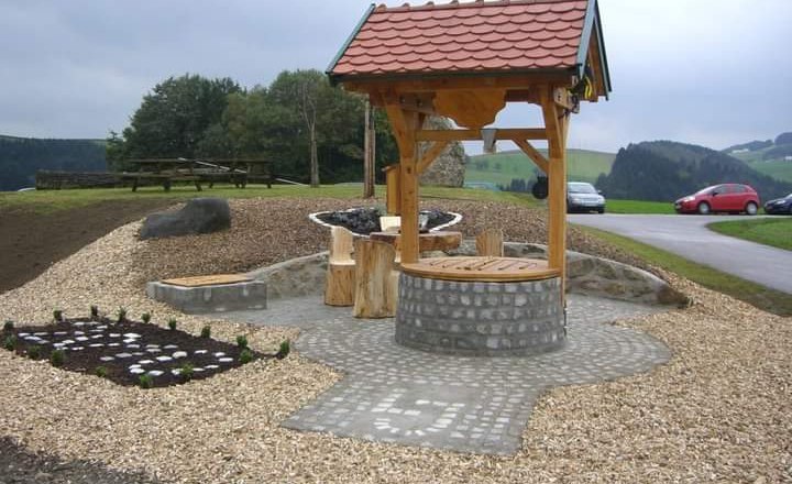 Mostbrunnen Neustadtl/Donau, © Landjugend Neustadtl Mostbrunnen Neustadtl/Donau, © Landjugend Neustadtl