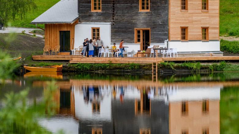 walster10_aussen_spiegelung-im-see_cgrapple, © grapple walster10_aussen_spiegelung-im-see_cgrapple, © grapple