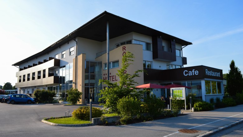 TDR-Hotel Römerhof Aussenansicht, © Römerhof Aussenansicht vom hotel mit schönem Wetter