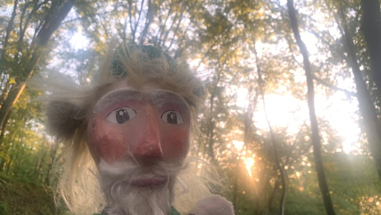 Figur am Kasperl und Bäzi Weg, © Sabine und Roman Kerschbaumer Figur am Kasperl und Bäzi Weg, © Sabine und Roman Kerschbaumer