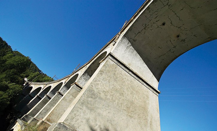 Über das imposante Viadukt am Semmering ging es früher an die Adria., © Franz Zwickl