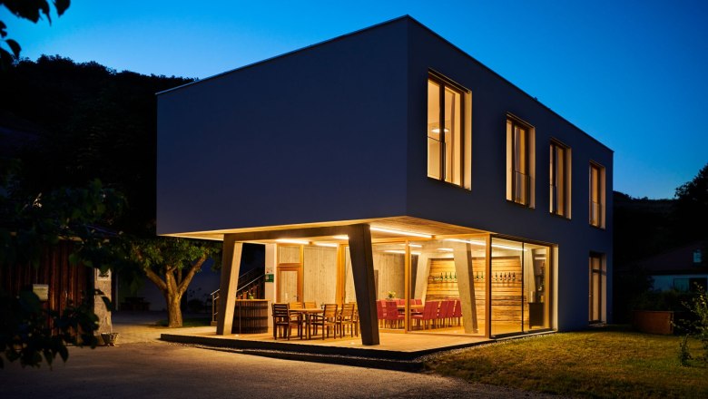 Weinbau Eisenbock Nacht, © Bernd Eisenbock Weinbau Eisenbock Nacht, © Bernd Eisenbock