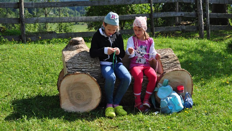 Neue Spielkameraden finden, © zVg. Schenner Neue Spielkameraden finden, © zVg. Schenner