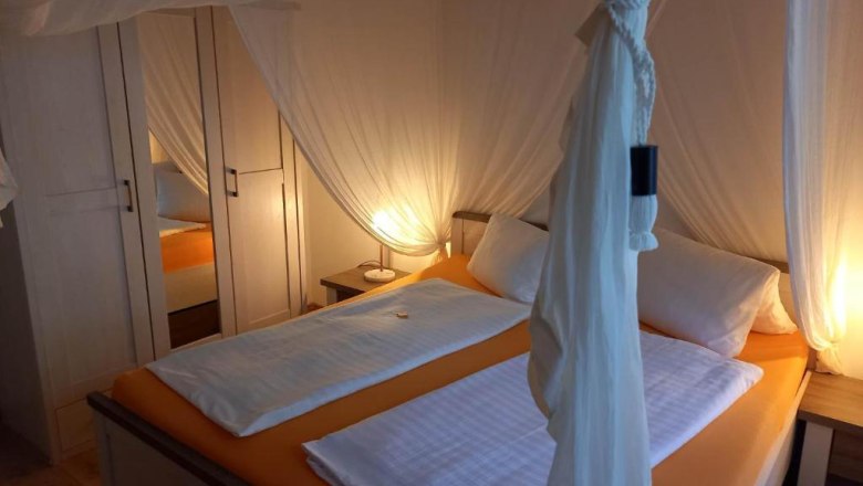 Gästehaus auf der Kunstmeile Zimmerbeispiel, © Ferdinand Stasny Gästehaus auf der Kunstmeile Zimmerbeispiel, © Ferdinand Stasny