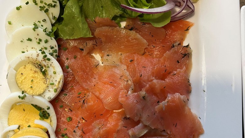 fisch_haimel, © Weingut Haimel Speise auf einem Teller angerichtet.