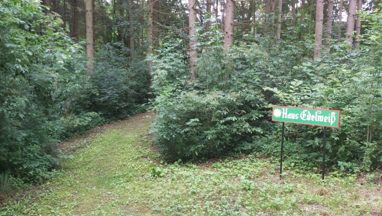 Haus Edelweiss Wegweiser, © Haus Edelweiss Haus Edelweiss Wegweiser, © Haus Edelweiss