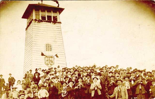 Eröffnung 1901, © Schutzhaus am Buchberg Eröffnung 1901, © Schutzhaus am Buchberg