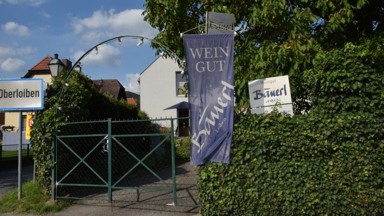 Eingang Weingut Bäuerl, © Weingut Bäuerl Eingang Weingut Bäuerl, © Weingut Bäuerl