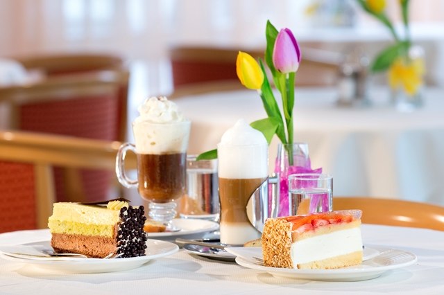 Tisch, © Die Residenz Bad Vöslau- Das Hotel für junggebliebene Senioren Tisch, © Die Residenz Bad Vöslau- Das Hotel für junggebliebene Senioren