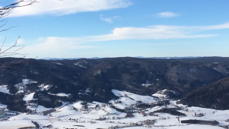 Gipfelerlebnis vom Ostrong - Wanderweg direkt an den Hof angrenzend, © 1000 Krauthof Gipfelerlebnis vom Ostrong - Wanderweg direkt an den Hof angrenzend, © 1000 Krauthof