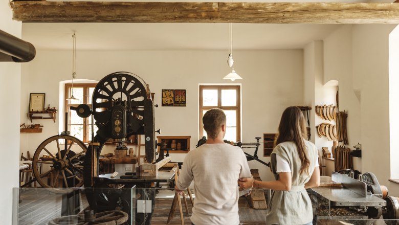 Arbeitsgeräte im Weinviertler Museumsdorf, © Weinviertel Tourismus / Michael Reidinger Arbeitsgeräte im Weinviertler Museumsdorf, © Weinviertel Tourismus / Michael Reidinger