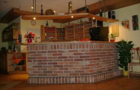 Dorfheuriger Kerschbaum, © Familie Kerschbaum Dorfheuriger Kerschbaum, © Familie Kerschbaum